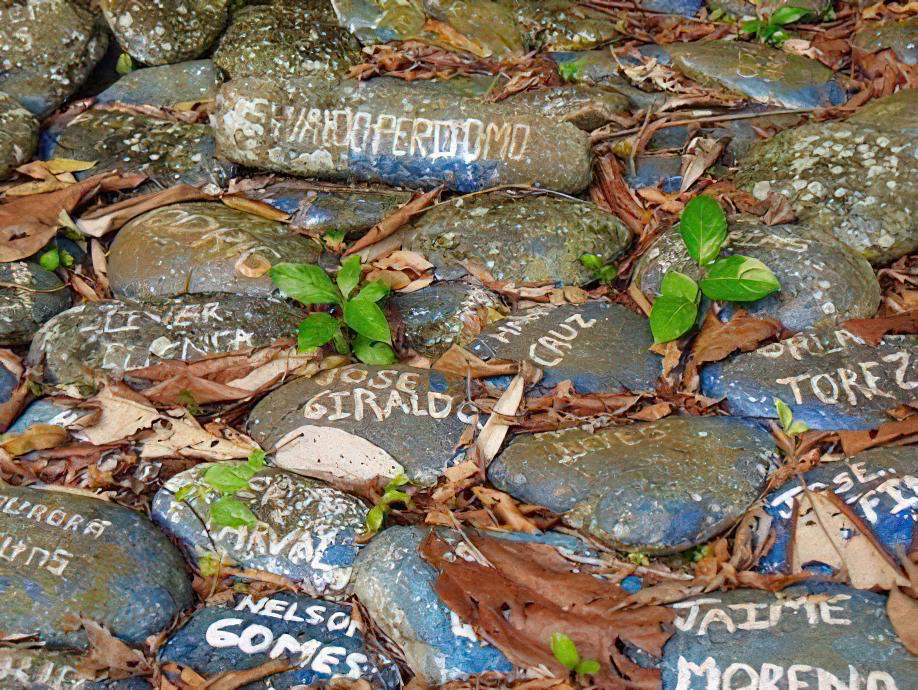 Stones reminiscent of the victims of the armed conflict in the humanitarian zone Civipaz in El Castillo, Meta. 