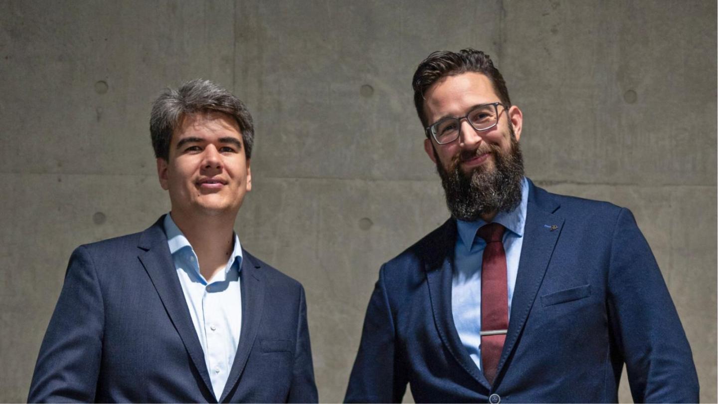 Dr. Reza Esmaillie und Dr. Robin Bayer