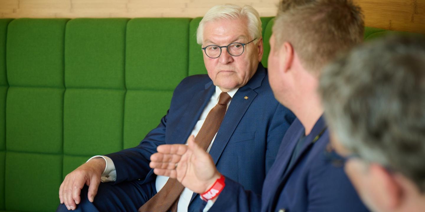 Gesprächssituation mit Frank-Walter Steinmeier