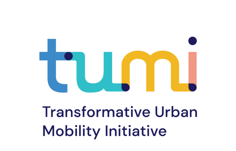 Geschwungenes Logo der Transformativen Urbanen Mobilitätsinitiative (Transformative Urban Mobility Initiative, TUMI).