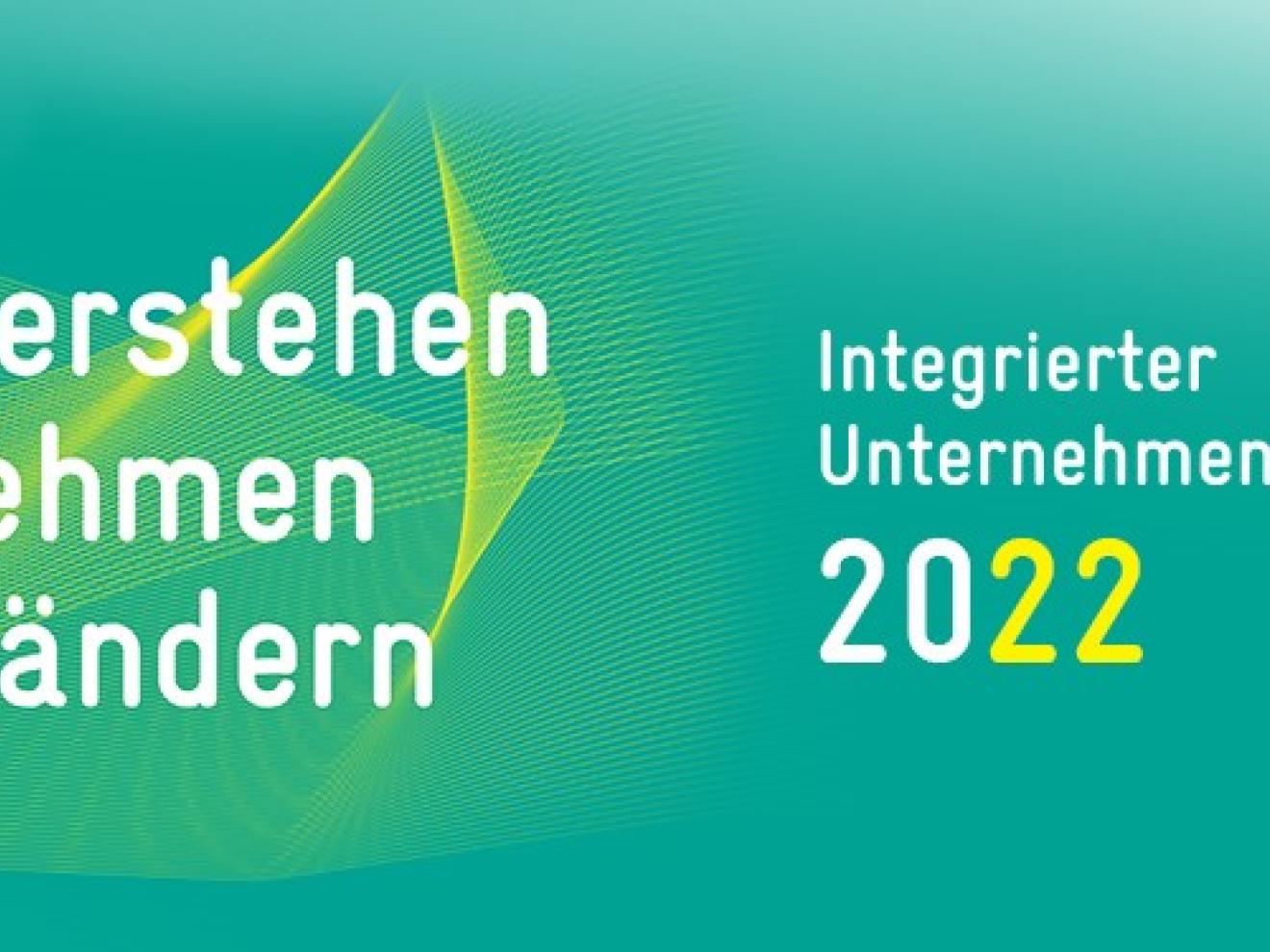Eine türkisfarbene Kachel mit Beschriftung für den integrierten Unternehmensbericht 2022 der GIZ.